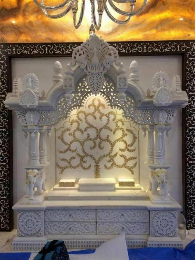 White Marble Temple: A Sign of Peace and Spirituality