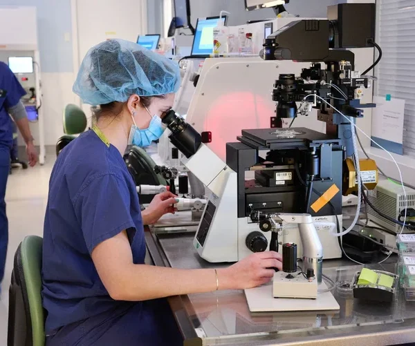 Advances in Fertility Science: The Growing Role of the Best IVF Doctor in Noida in Test Tube Baby Noida Care